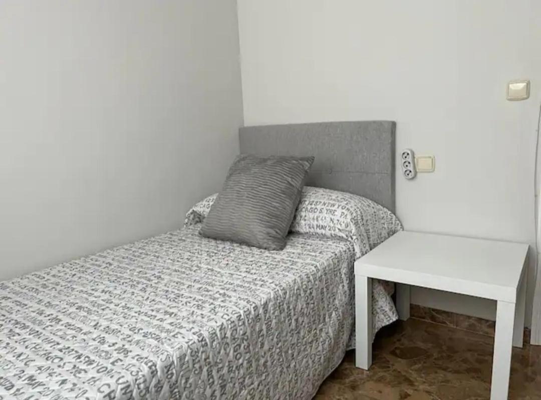 Apartamento Puente Romano Apartment Kordoba Bagian luar foto